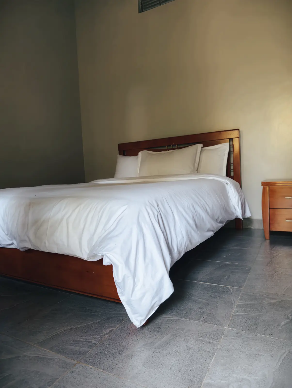 Double guest bed with clean white linen